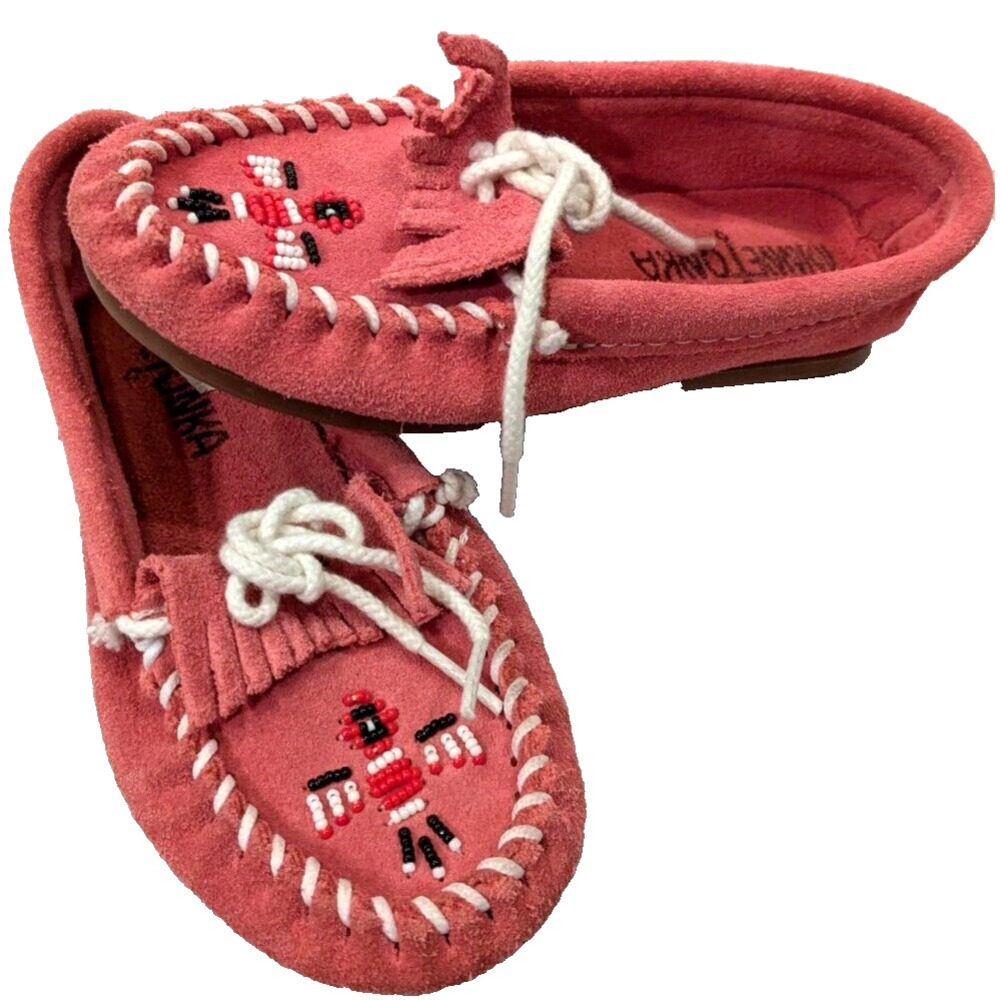 New Condition Minnetonka Toddler Girl Moccasin Size 11 Pink Thunderbird Laces